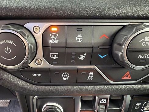 New 2025 Jeep Gladiator Willys image 23