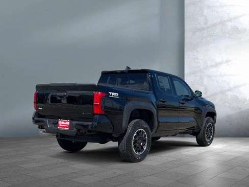 New 2026 Toyota Tacoma TRD Off-Road AWD/4WD image 6