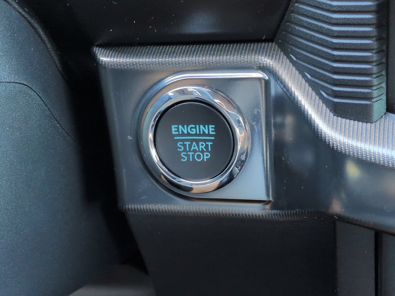 Used 2025 Ford F150 Raptor AWD/4WD image 31