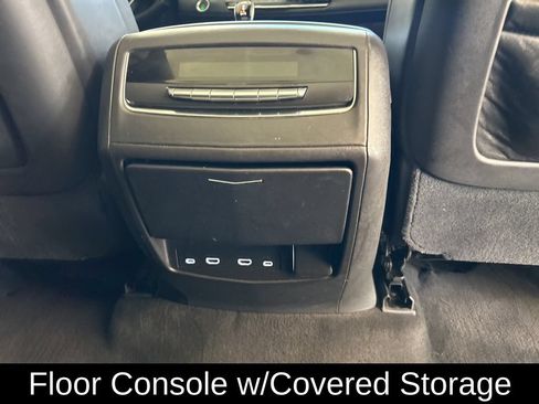 Used 2021 Cadillac Escalade Sport Platinum RWD image 35