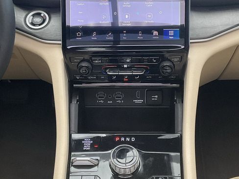 Used 2024 Jeep Grand Cherokee Limited 4xe image 12