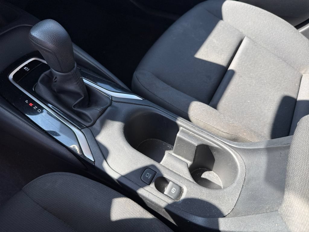 Used 2024 Toyota Corolla LE FWD image 30