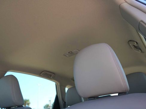 Used 2017 Toyota Prius V Four image 26