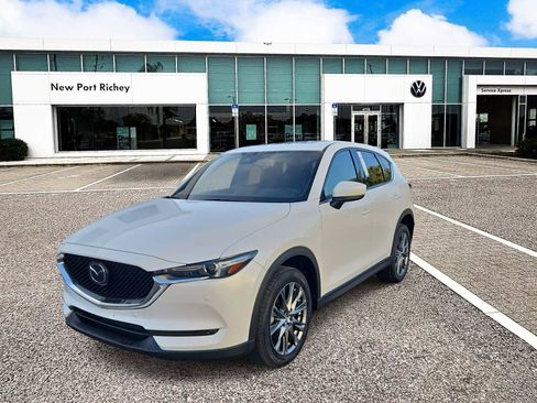 Used 2021 MAZDA CX-5 Signature image 4