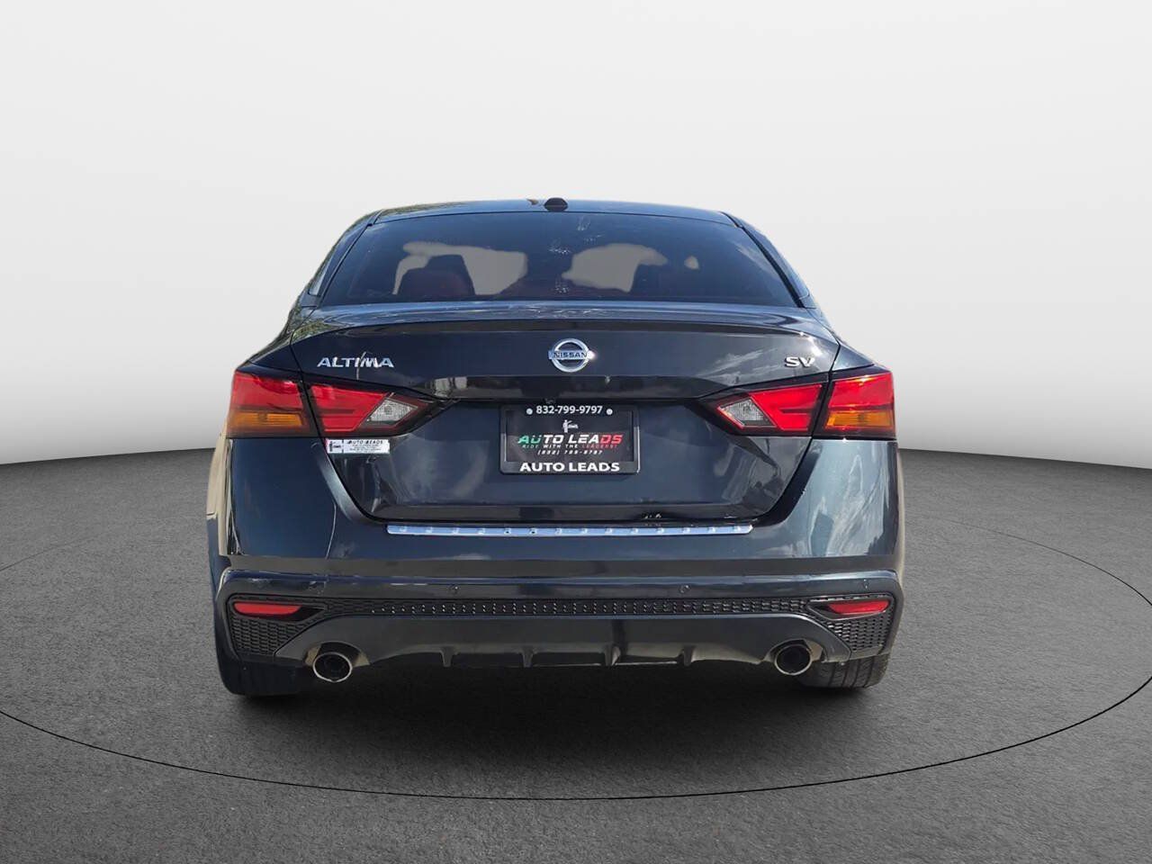 Used 2022 Nissan Altima 2.5 SV w/ SV Premium Package FWD image 6