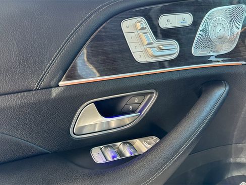 Used 2020 Mercedes-Benz GLE 350 4MATIC image 10