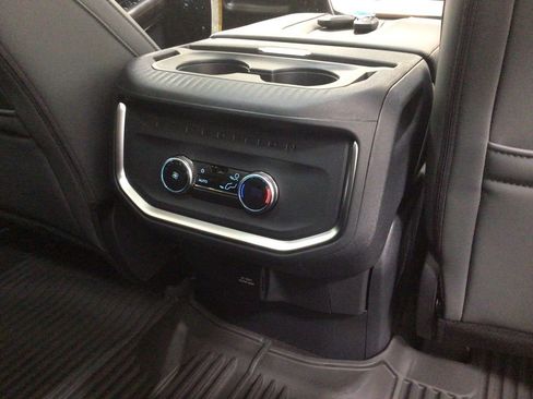 New 2025 Ford Expedition Active image 44