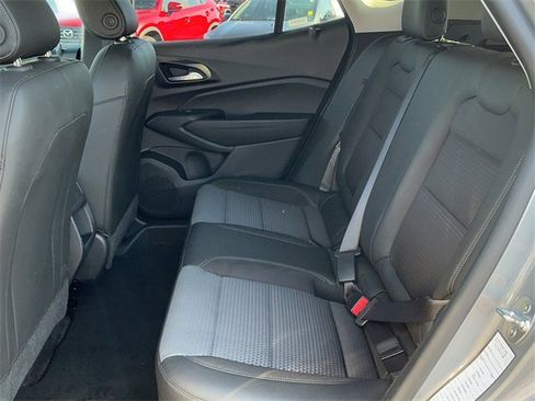 Used 2024 Chevrolet Trax LT image 14