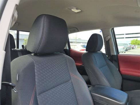 Certified 2023 Toyota Tacoma SR5 image 15