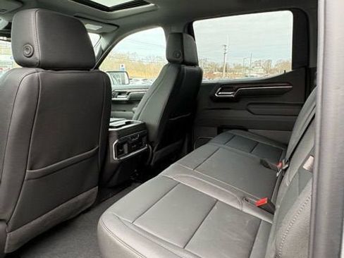 New 2026 GMC Sierra 1500 SLT w/ SLT Premium Plus Package image 16