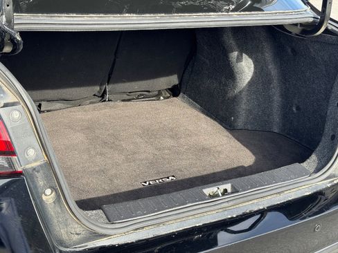 Used 2021 Nissan Versa SV image 14