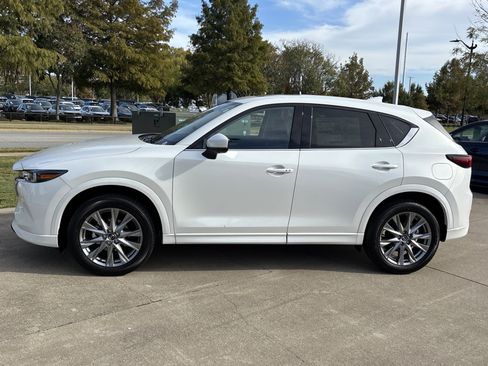 New 2025 MAZDA CX-5 AWD 2.5 S w/ Premium Plus Pkg image 11