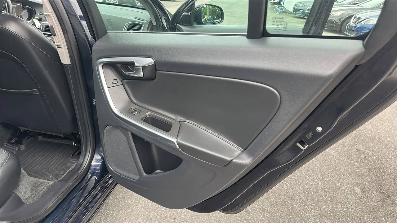 Used 2016 Volvo S60 T5 Premier AWD/4WD image 28
