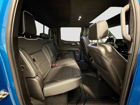 Used 2024 GMC Sierra 1500 AT4X image 25