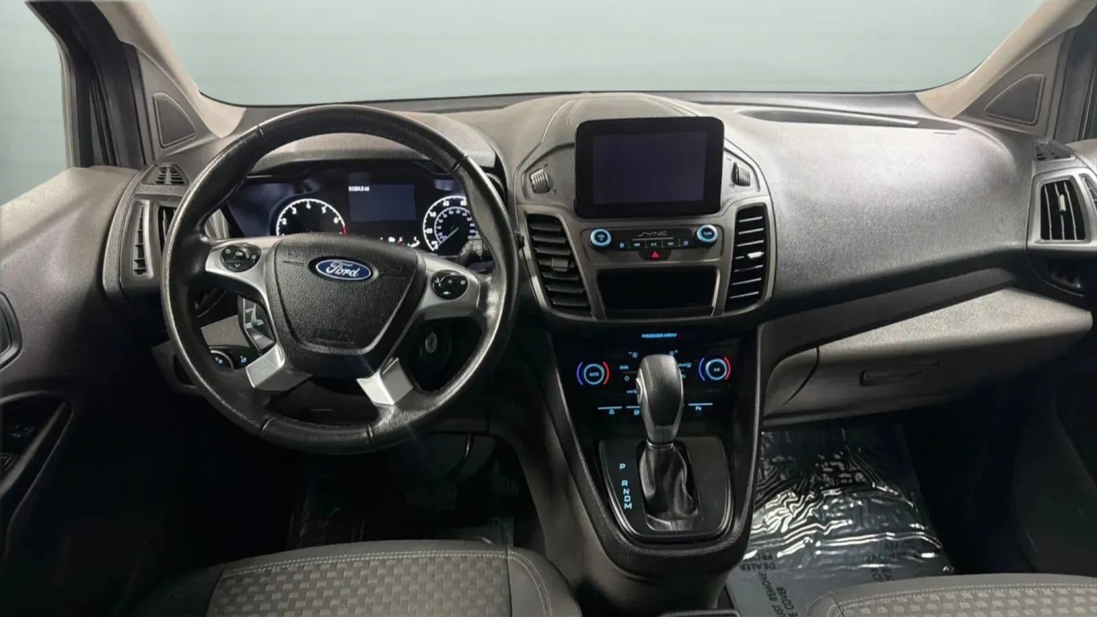 Used 2019 Ford Transit Connect XLT FWD image 10