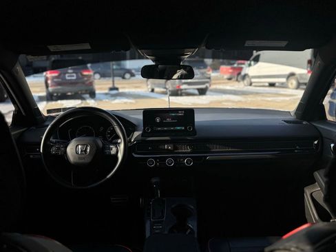 Used 2025 Honda Civic Sport image 19