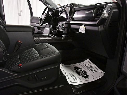 New 2026 Ford F250 Lariat w/ Black Appearance Package AWD/4WD image 36