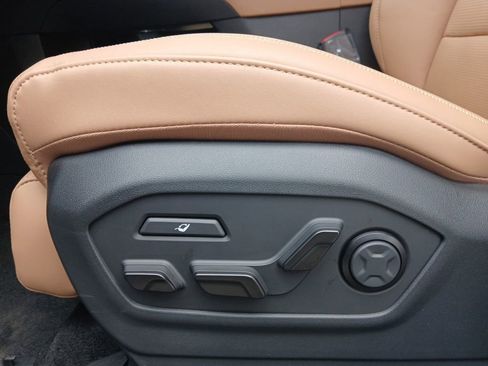 New 2026 Hyundai Santa Fe Calligraphy FWD image 16