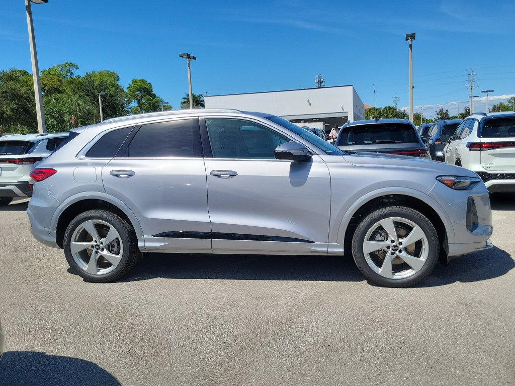New 2026 Audi Q5 Premium Plus AWD/4WD image 4