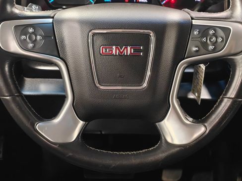 Used 2018 GMC Yukon SLE w/ SLE Value Package AWD/4WD image 5