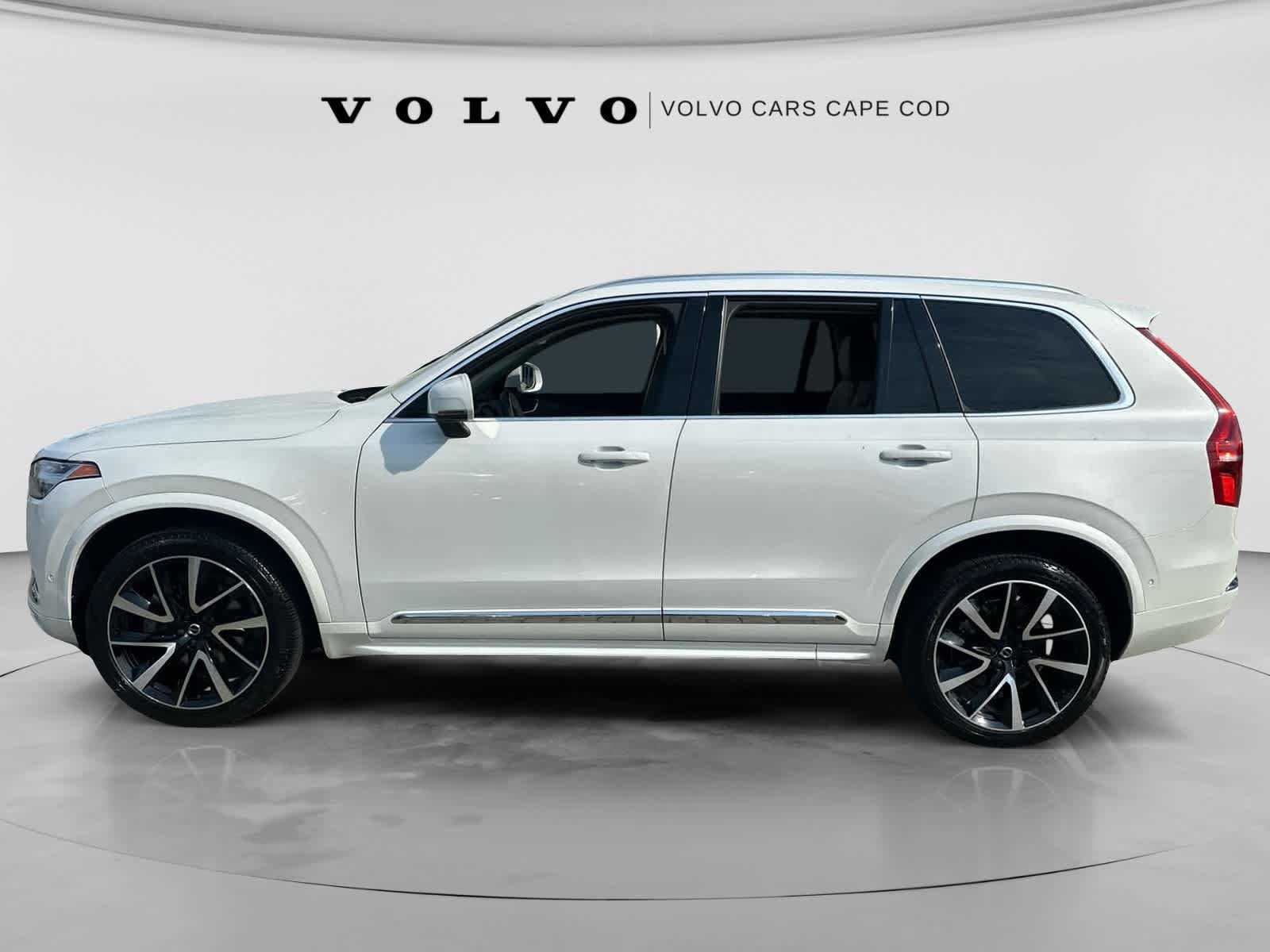 Used 2023 Volvo XC90 B5 Plus w/ Protection Package Premier AWD/4WD image 6