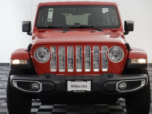 Used 2018 Jeep Wrangler Unlimited Sahara AWD/4WD image 22