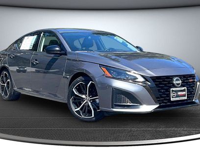 Used 2024 Nissan Altima 2.5 SR
