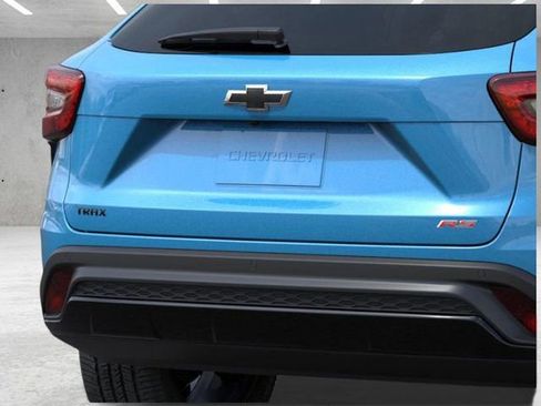New 2026 Chevrolet Trax RS w/ Driver Confidence Package image 14