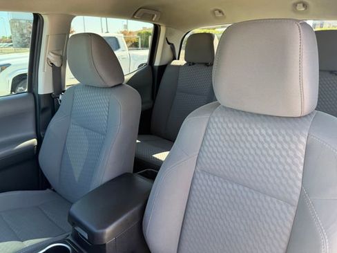 Used 2021 Toyota Tacoma SR w/ SR Convenience Package image 12