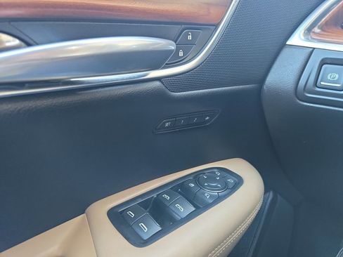 Used 2019 Cadillac XT5 Platinum image 20