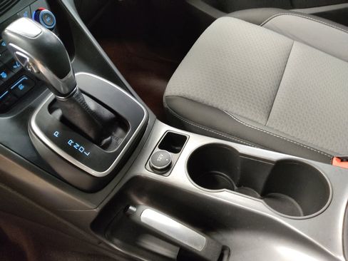 Used 2017 Ford C-MAX SE image 26