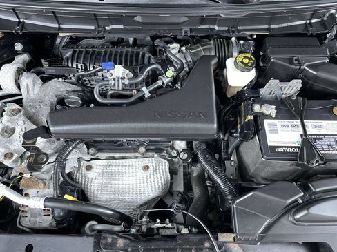 Used 2015 Nissan Rogue S AWD/4WD image 25