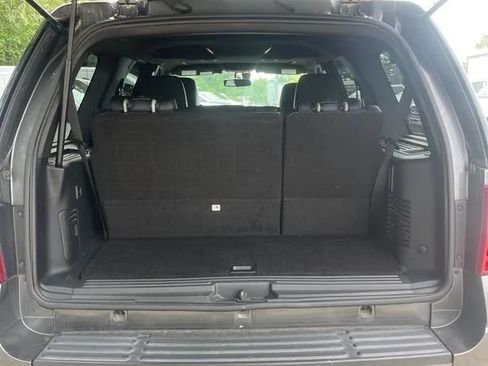 Used 2017 Ford Expedition Limited w/ Equipment Group 301A AWD/4WD image 32