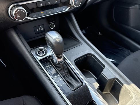Used 2020 Nissan Sentra S w/ Lighting Package FWD image 19