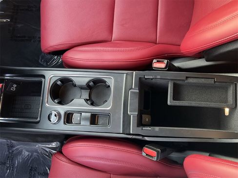 Used 2025 Lincoln Corsair Reserve w/ Equipment Group 202A image 24