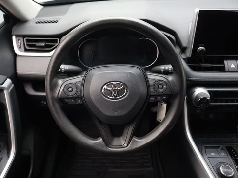Certified 2024 Toyota RAV4 LE AWD/4WD image 22
