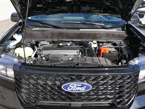 Used 2026 Ford Maverick XLT w/ Black Appearance Package AWD/4WD image 27