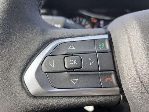 New 2026 Jeep Compass Latitude image 16