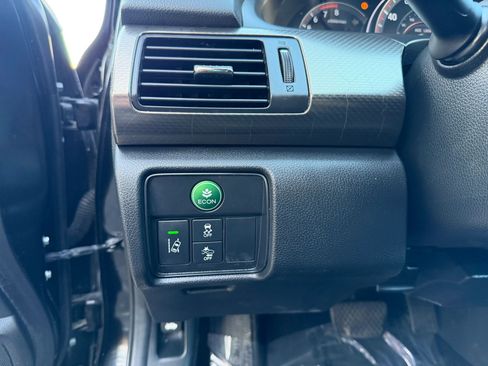 Used 2016 Honda Accord EX-L image 15