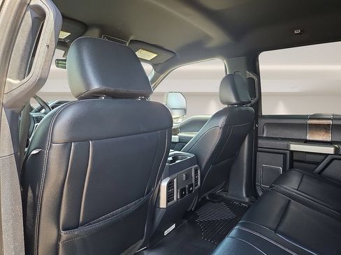 Used 2022 Ford F250 Lariat w/ Lariat Ultimate Package AWD/4WD image 10