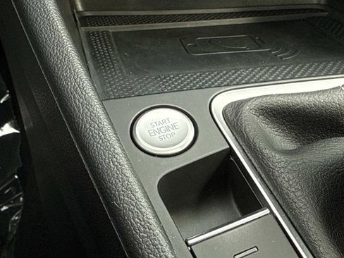 Used 2022 Volkswagen Jetta SEL image 14