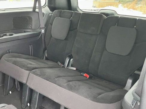 Used 2020 Dodge Grand Caravan SE image 20