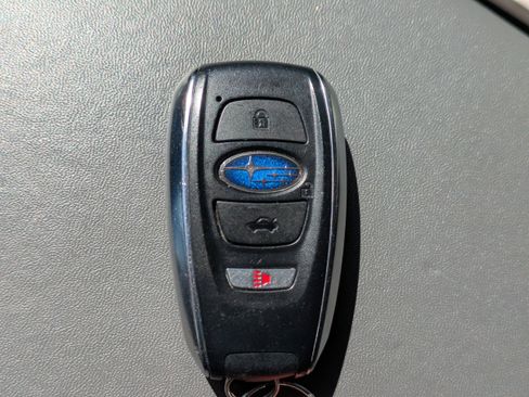 Used 2024 Subaru Crosstrek 2.0i Premium image 33