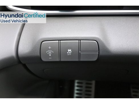 Certified 2025 Hyundai Elantra Sport FWD image 22