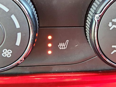 Used 2024 Chevrolet Trax LS w/ LS Convenience Package image 24