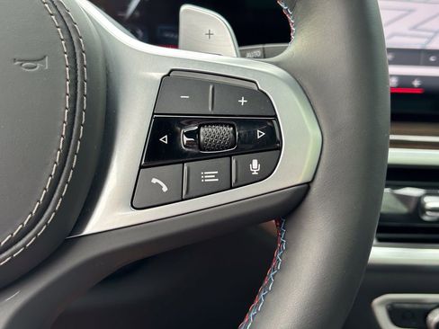 Used 2025 BMW X5 M60i AWD/4WD image 35