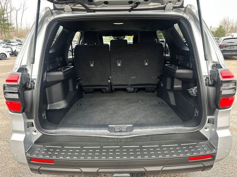 Certified 2025 Toyota 4Runner TRD Off-Road image 15