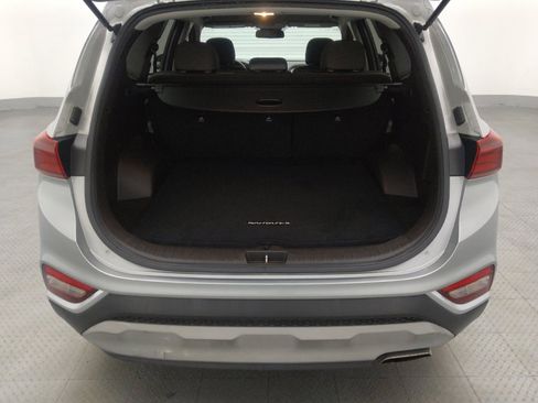 Used 2020 Hyundai Santa Fe SE image 29