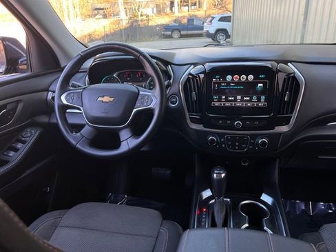 Used 2019 Chevrolet Traverse LT AWD/4WD image 17