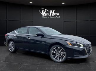 Used 2024 Nissan Altima 2.5 SL video 1